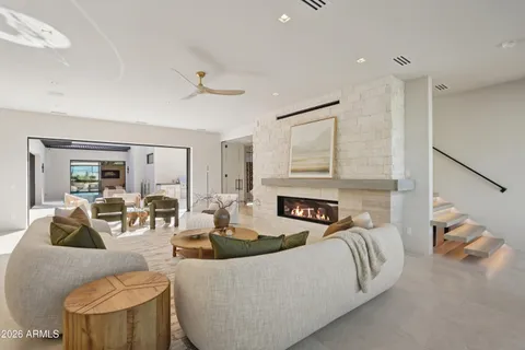 $5,650,000 | 5761 North Echo Canyon Circle, Phoenix, AZ 85251