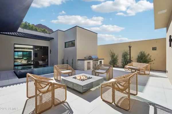 $5,399,000 | 5761 North Echo Canyon Circle, Phoenix, AZ 85251