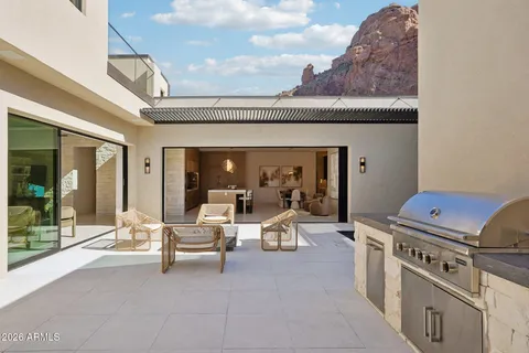 $5,650,000 | 5761 North Echo Canyon Circle, Phoenix, AZ 85251