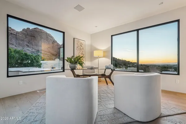$5,399,000 | 5761 North Echo Canyon Circle, Phoenix, AZ 85251
