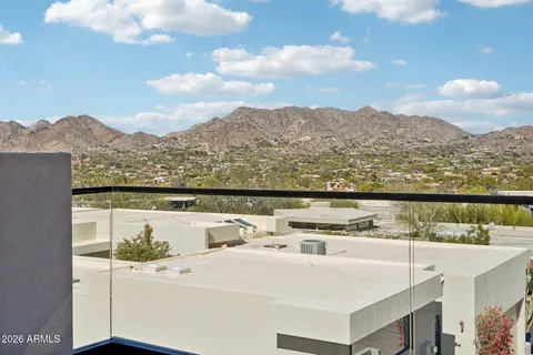 $5,650,000 | 5761 North Echo Canyon Circle, Phoenix, AZ 85251