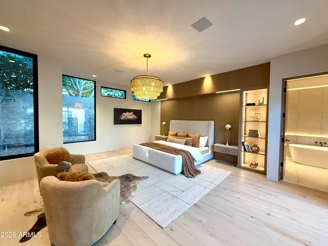 $5,650,000 | 5761 North Echo Canyon Circle, Phoenix, AZ 85251