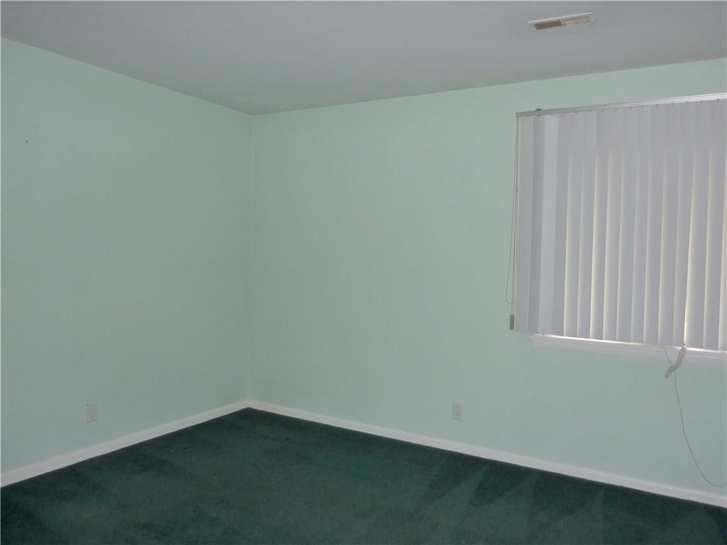 2901 Greenbriar Road Anderson, IN 46011 - Photo 11 of 28