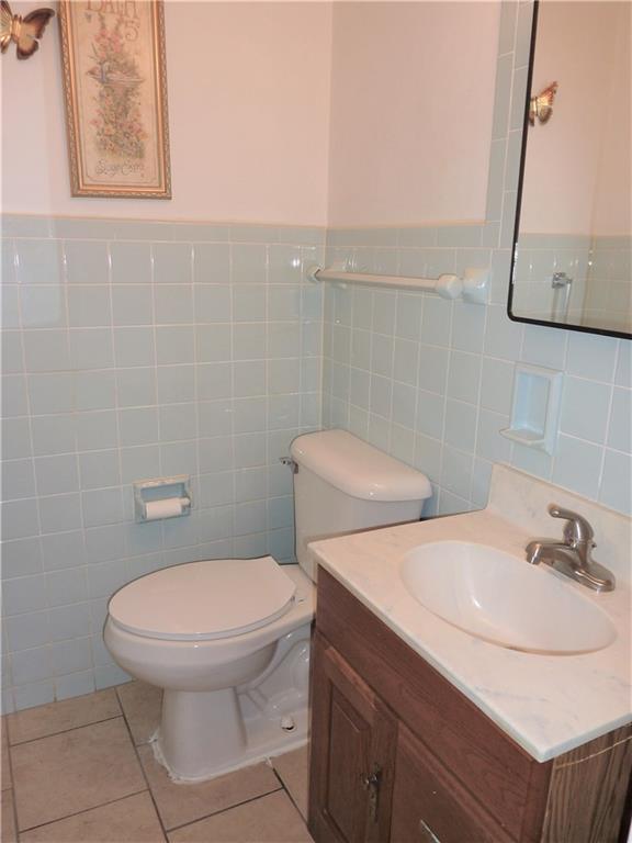 2901 Greenbriar Road Anderson, IN 46011 - Photo 13 of 28