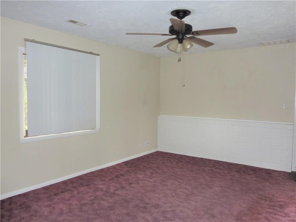 2901 Greenbriar Road Anderson, IN 46011 - Photo 21 of 28
