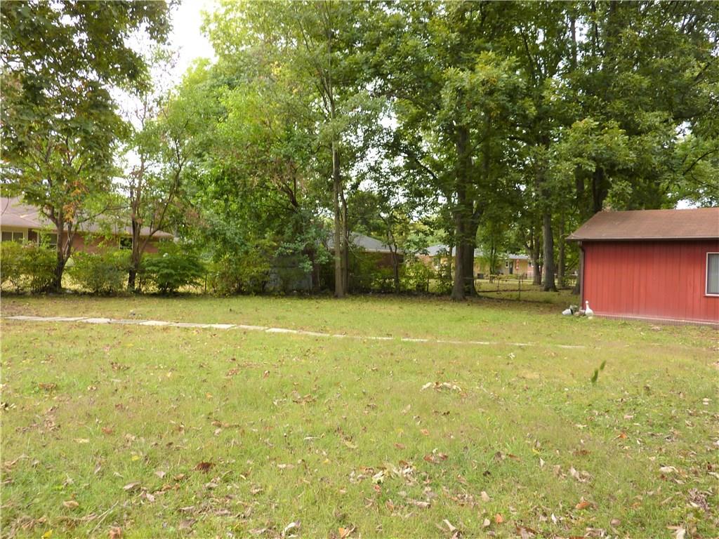2901 Greenbriar Road Anderson, IN 46011 - Photo 26 of 28