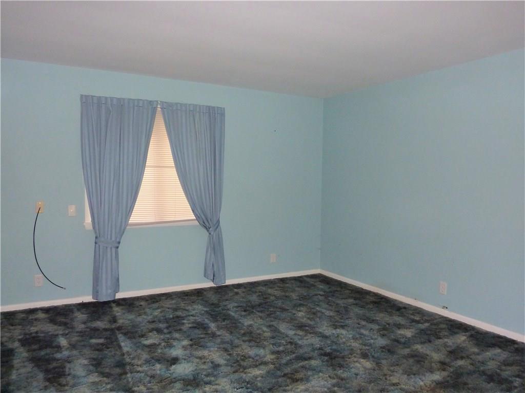 2901 Greenbriar Road Anderson, IN 46011 - Photo 7 of 28