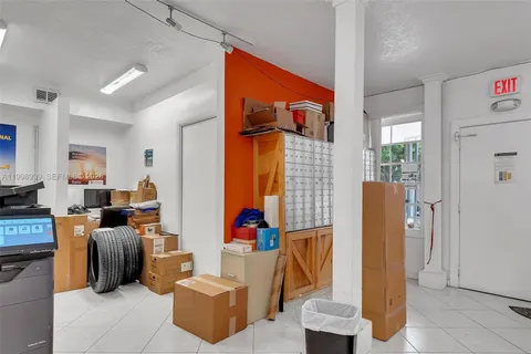 $3,499,000 | 901 Pennsylvania Avenue, Miami Beach, FL 33139