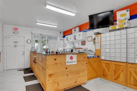 $3,499,000 | 901 Pennsylvania Avenue, Miami Beach, FL 33139