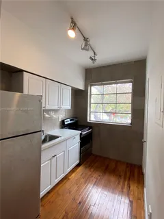 $3,499,000 | 901 Pennsylvania Avenue, Miami Beach, FL 33139