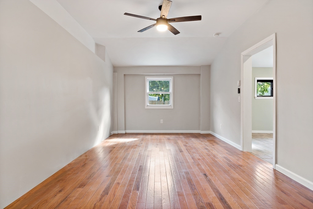4 Springhill Street Fairhaven, MA 02719 - Photo 24 of 29