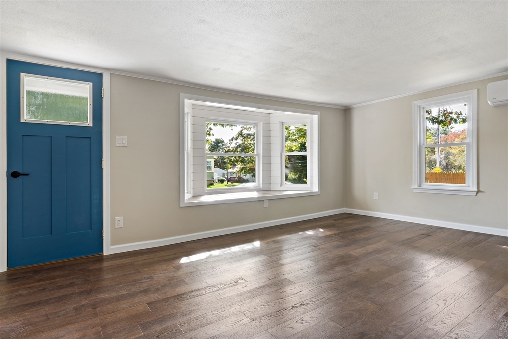 4 Springhill Street Fairhaven, MA 02719 - Photo 6 of 29
