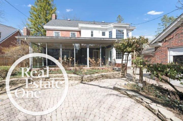 71 Moross Road Grosse Pointe, MI 48236 - Photo 44 of 48 50141643-EE18B673-B2A5-49F4-B374-FA7FAB582B3B.JPG