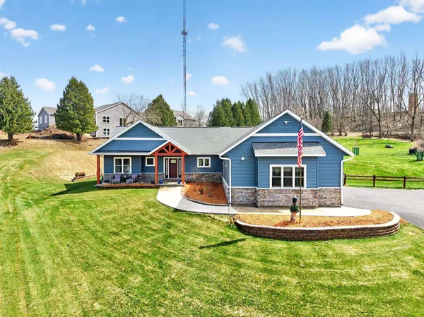 $619,000 | 225 Stone Hill Court, Ripon, WI 54971