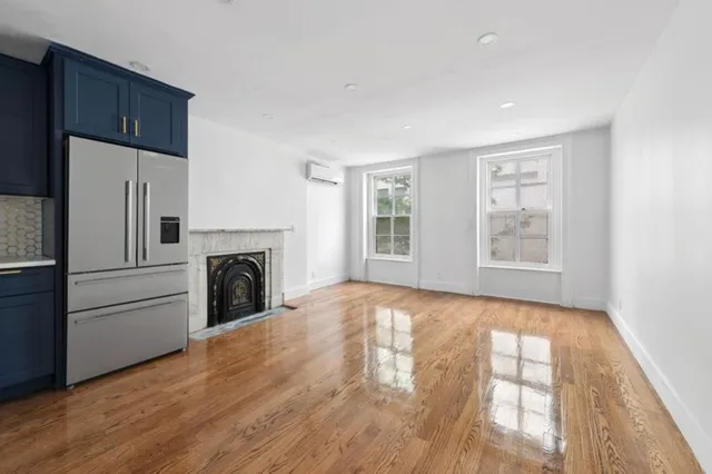 $8,000 | 105 St Felix Street, Unit 2 | Fort Greene