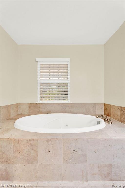 42810 Little Road Clinton Township, MI 48036 - Photo 46 of 71