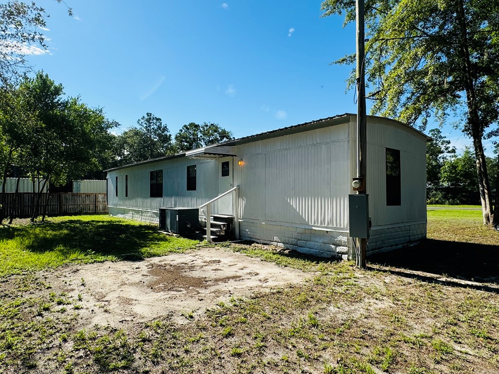 10518 9th Street Bristol, FL 32321 - Photo 6 of 26