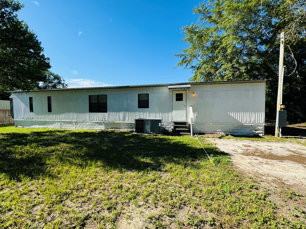 10518 9th Street Bristol, FL 32321 - Photo 7 of 26