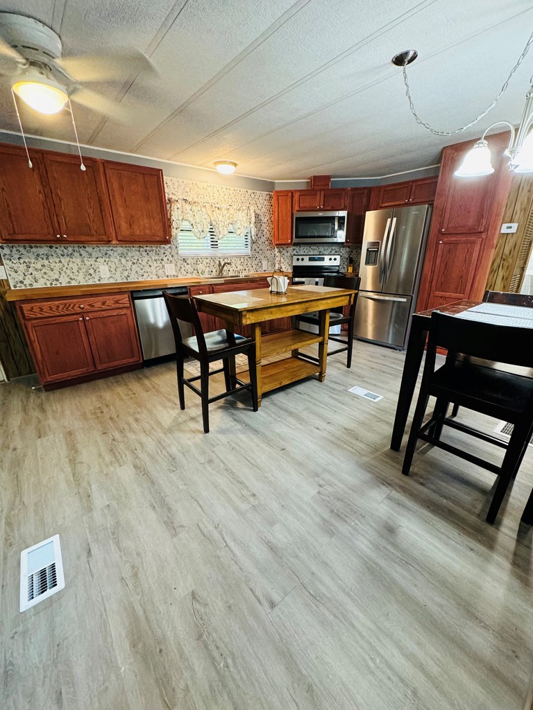 10518 9th Street Bristol, FL 32321 - Photo 10 of 26