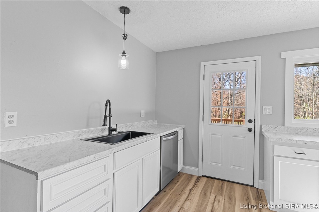 7166 Lake Villa Road Deputy, IN 47230 - Photo 7 of 31