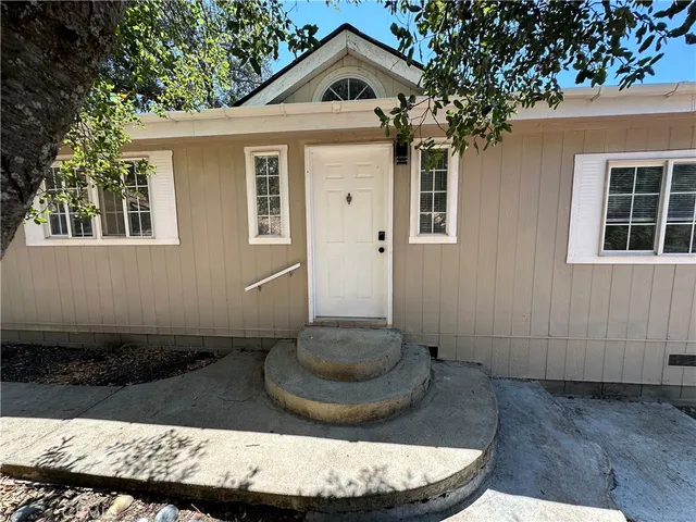 $339,000 | 280 Henderson Drive, Clearlake Oaks, CA 95423