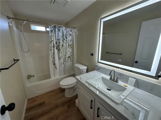 $339,000 | 280 Henderson Drive, Clearlake Oaks, CA 95423