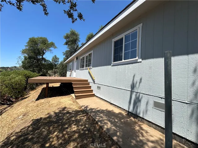 $339,000 | 280 Henderson Drive, Clearlake Oaks, CA 95423