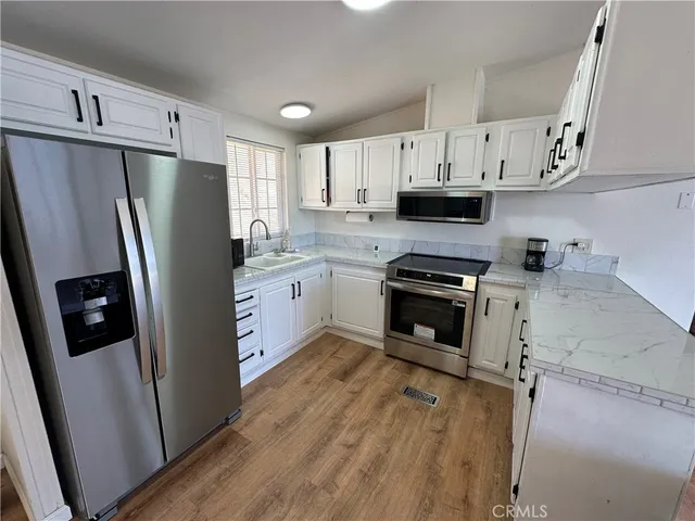 $339,000 | 280 Henderson Drive, Clearlake Oaks, CA 95423