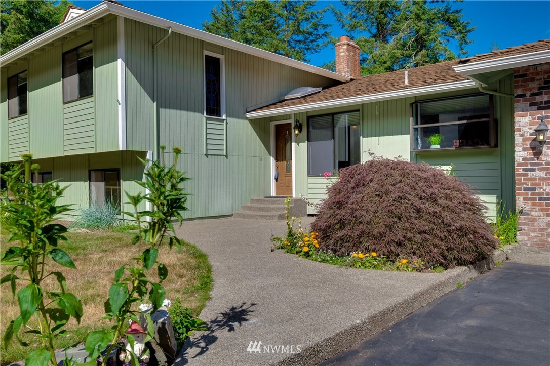 8642 Banner Road Southeast Port Orchard, WA 98367 - Photo 2 of 25 Gallery Image 2