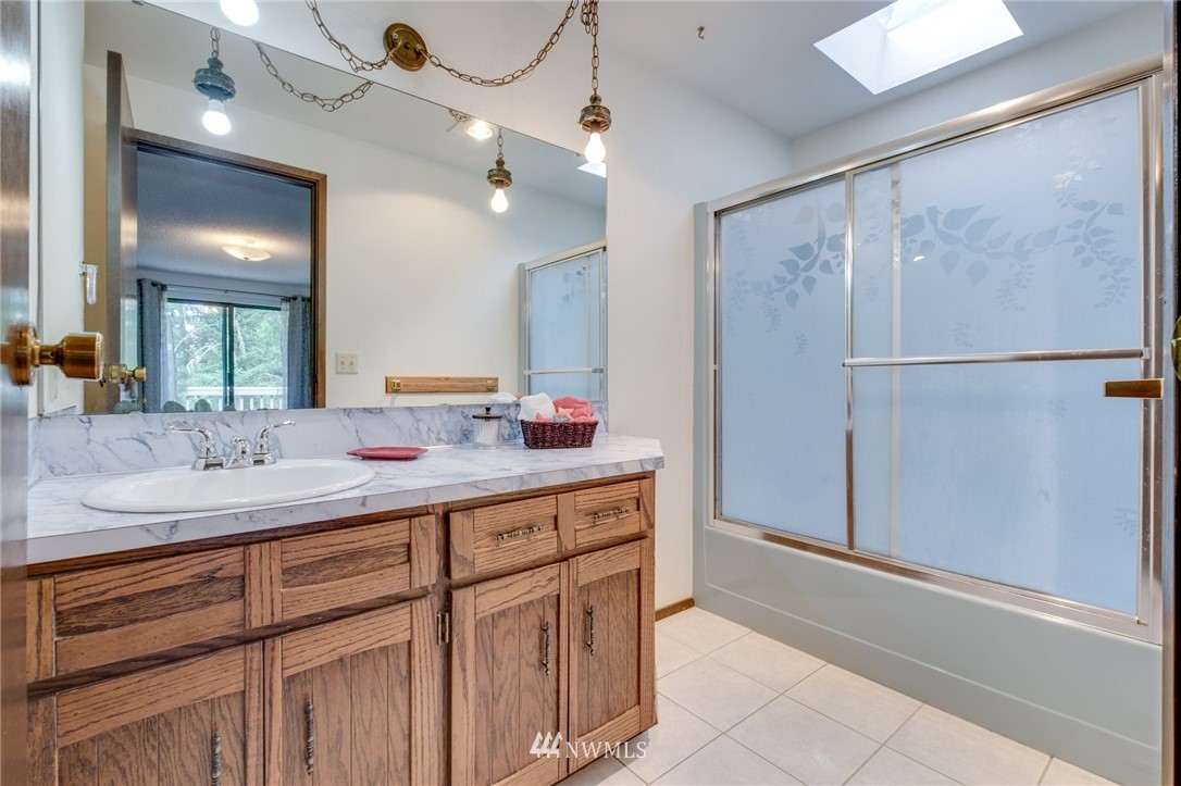8642 Banner Road Southeast Port Orchard, WA 98367 - Photo 15 of 25 Gallery Image 15