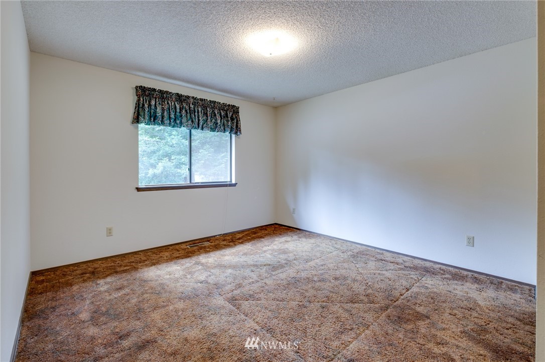 8642 Banner Road Southeast Port Orchard, WA 98367 - Photo 16 of 25 Gallery Image 16