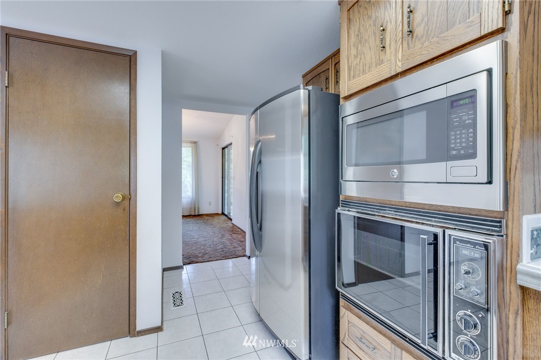 8642 Banner Road Southeast Port Orchard, WA 98367 - Photo 7 of 25 Gallery Image 7