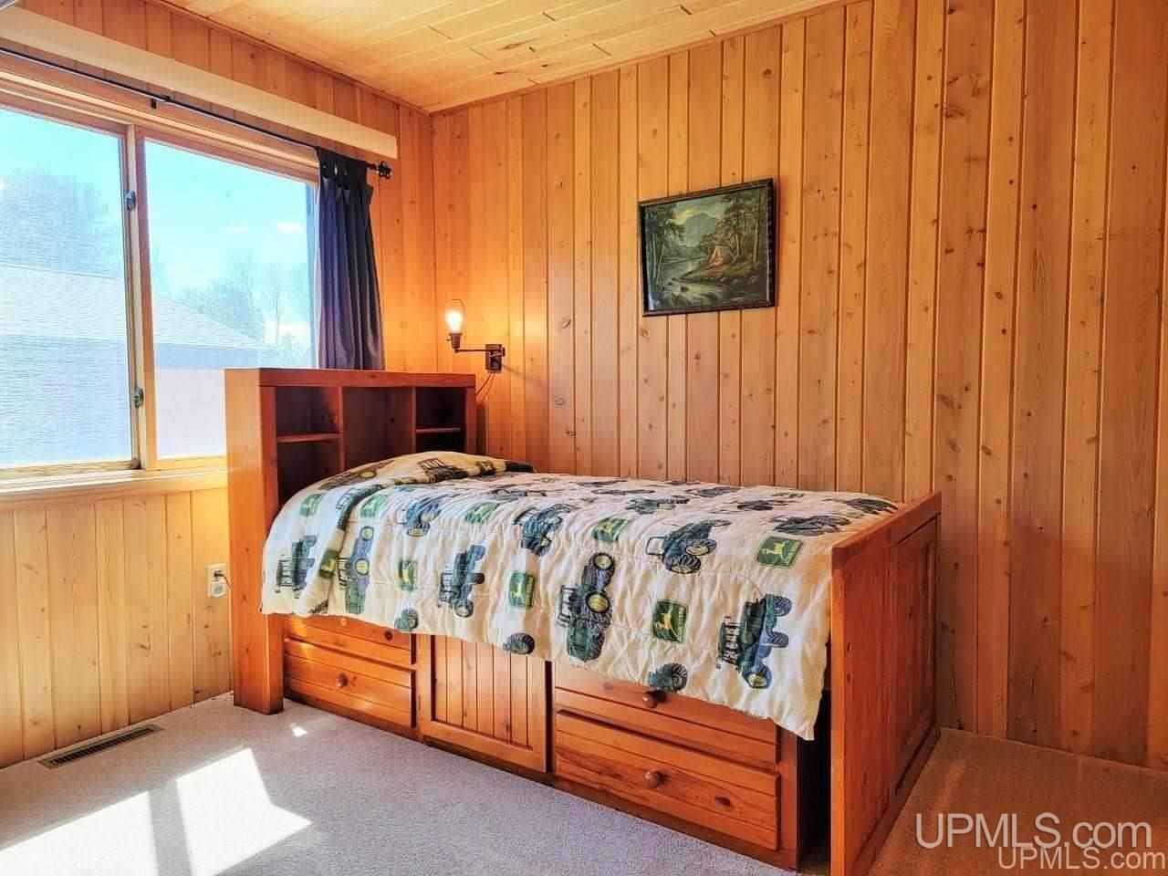 11744 Co Road Manistique, MI 49854 - Photo 17 of 49