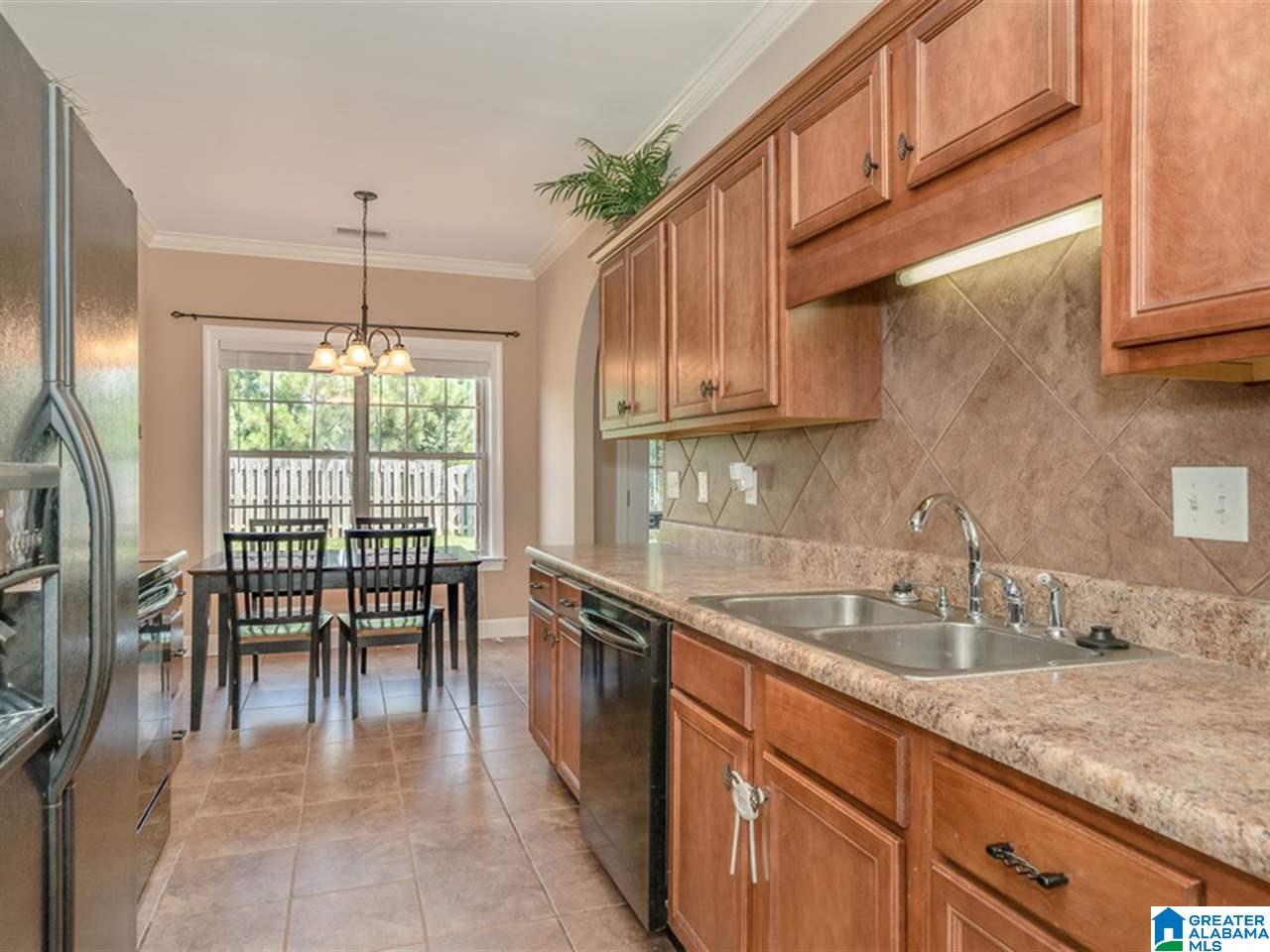 655 Waterford Lane Calera, AL 35040 - Photo 10 of 36