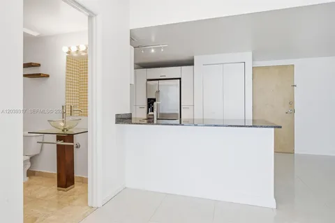 $490,000 | 350 South Miami Avenue, Unit 1903, Miami, FL 33130