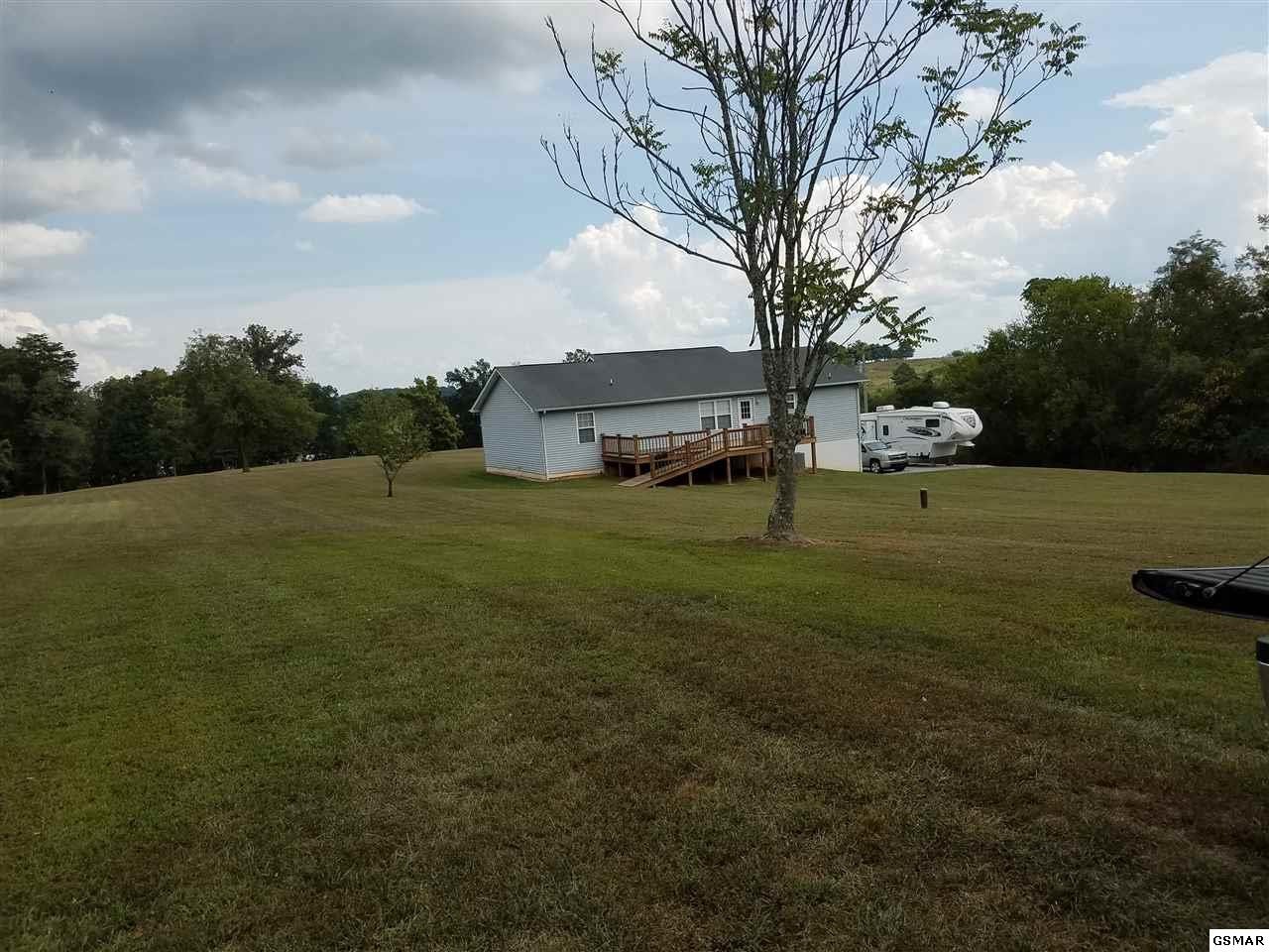 539 Old Stage Road Dandridge, TN 37725 - Photo 2 of 17 Gallery Image 2