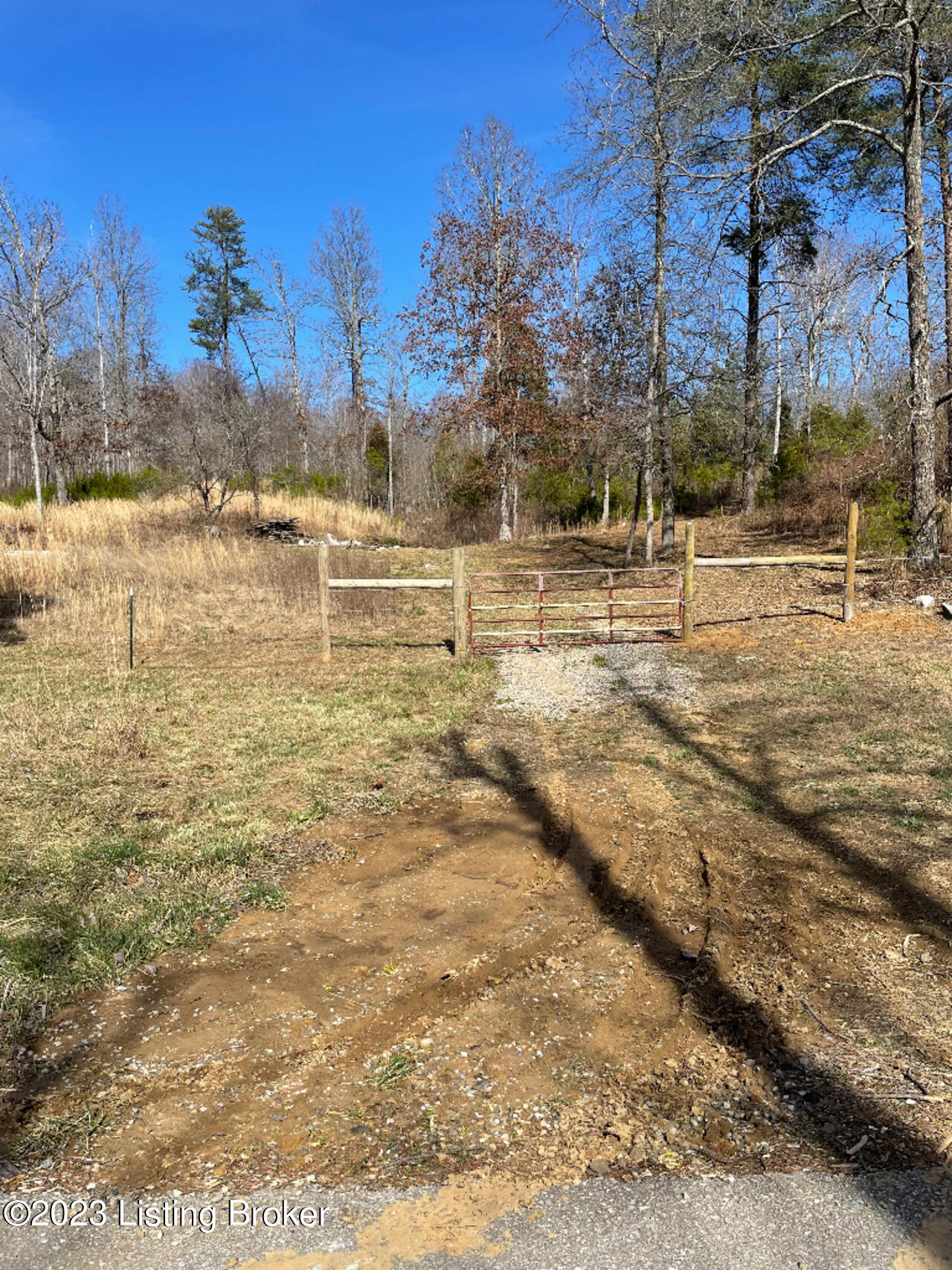 1752 Wonderland Road Upton, KY 42784 - Photo 2 of 4 02