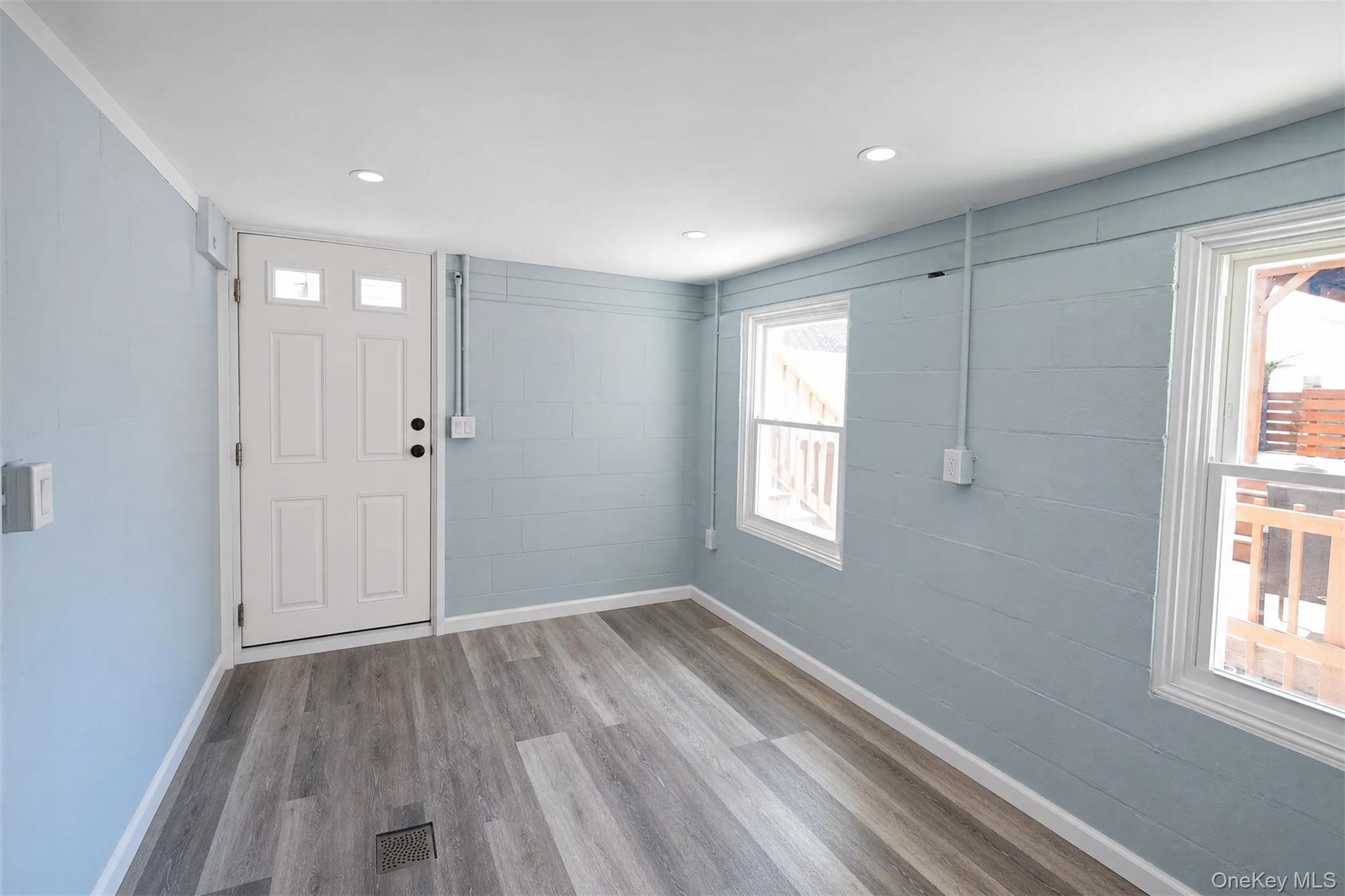 12 West 14th Road Queens, NY 11693 - Photo 16 of 22 Gallery Image 16