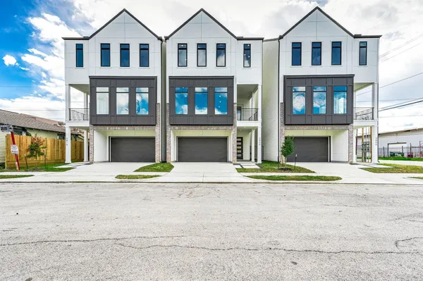 $2,950 | 3805 Coyle Street, Houston, TX 77003