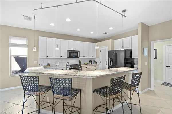 $499,000 | 20010 Eagle Glen Way, Estero, FL 33928