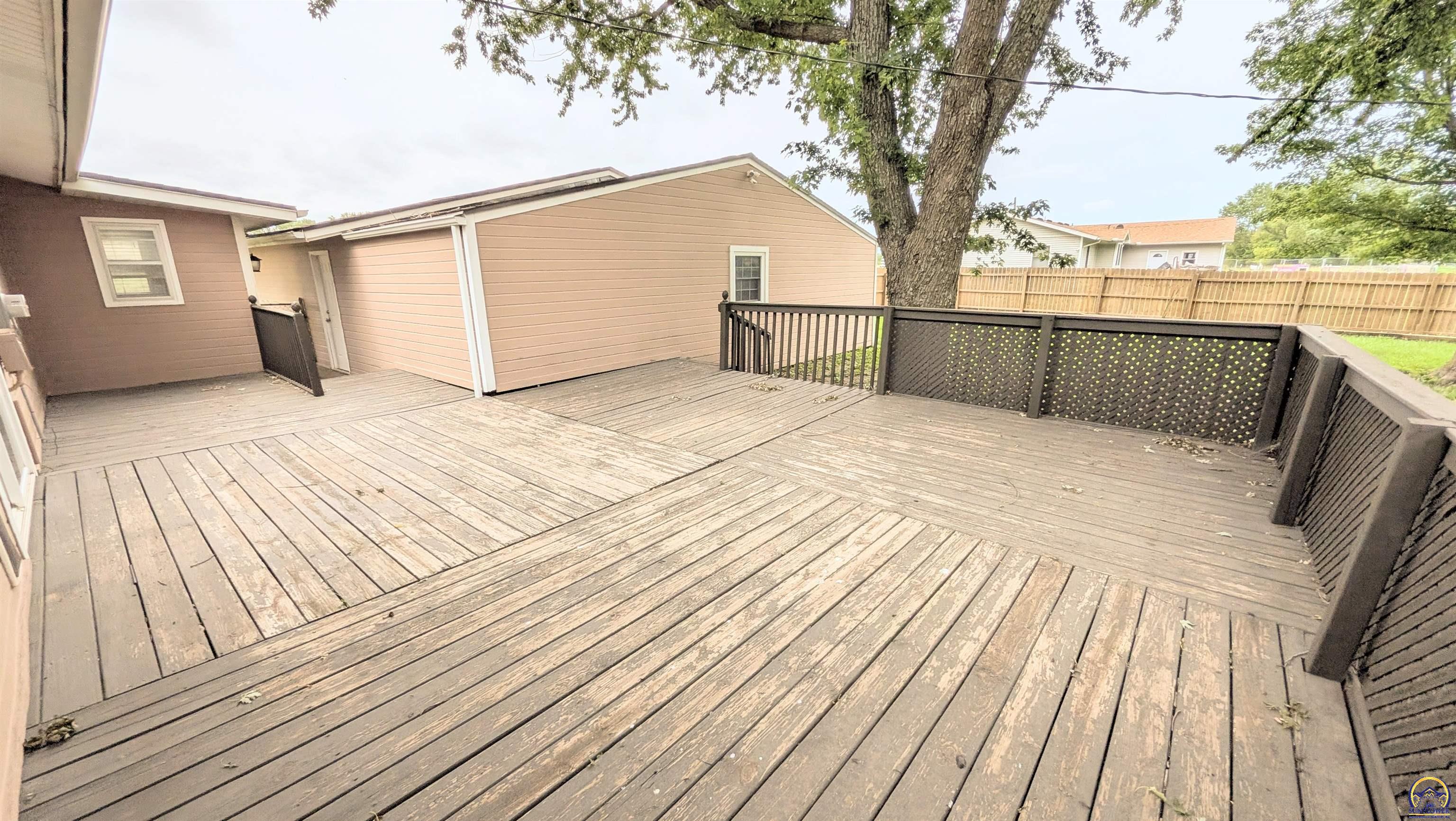 13765 South Morrill Road Carbondale, KS 66414 - Photo 36 of 46