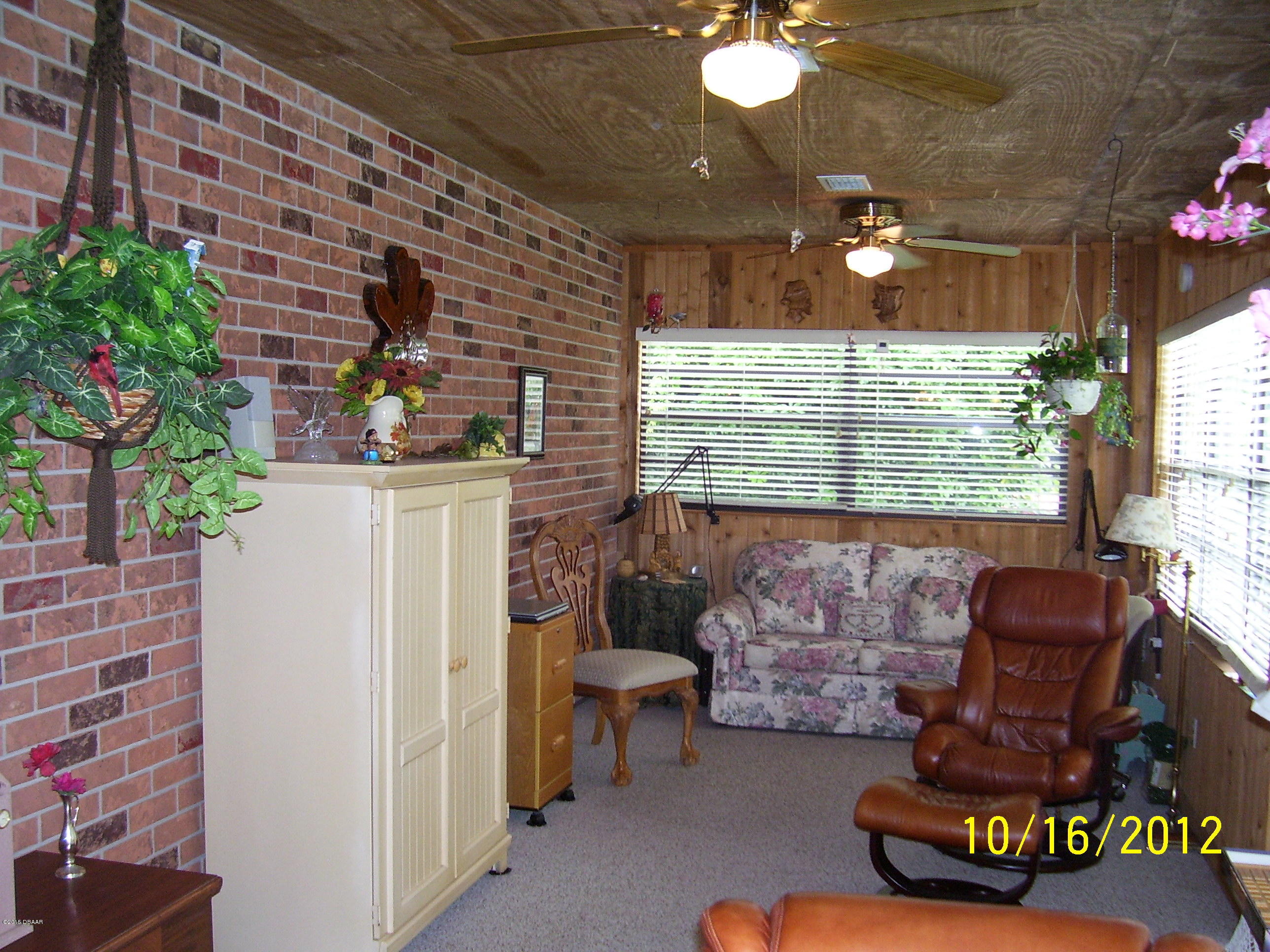 137 Flamingo Road Edgewater, FL 32141 - Photo 12 of 37 Family Room
