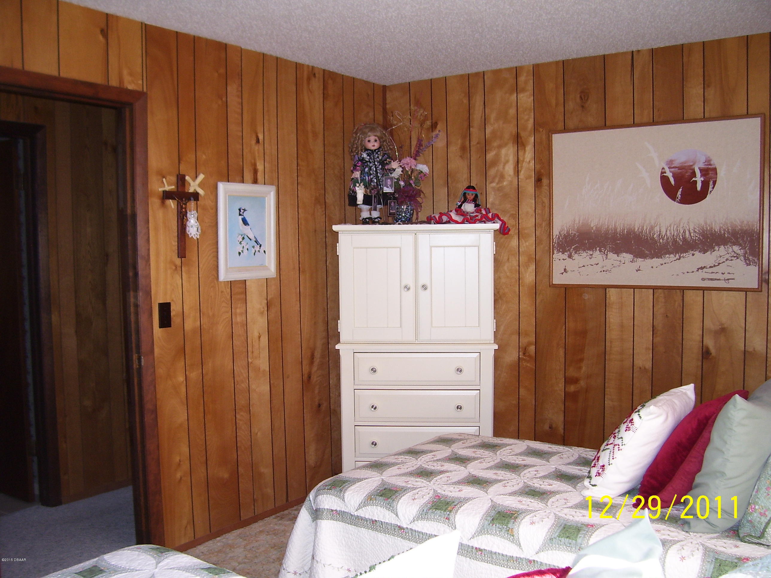 137 Flamingo Road Edgewater, FL 32141 - Photo 6 of 37 Guest Bedroom