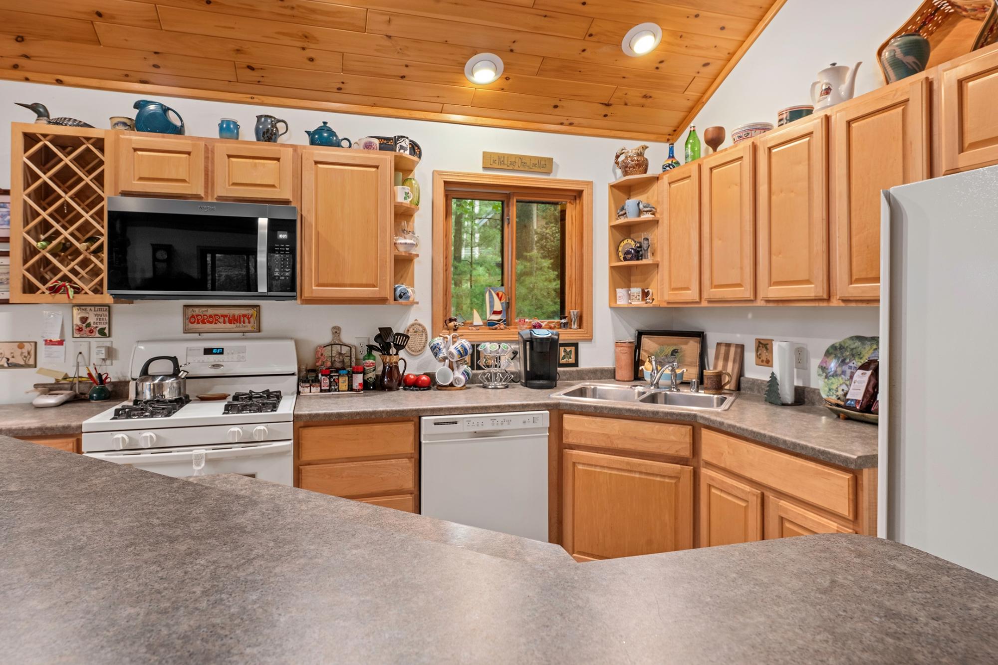 8644 Boettcher Road Eagle River, WI 54521 - Photo 7 of 34 Gallery Image 7