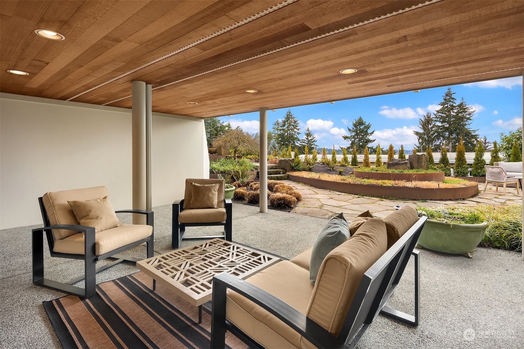 8457 Midland Road Medina, WA 98039 - Photo 33 of 40