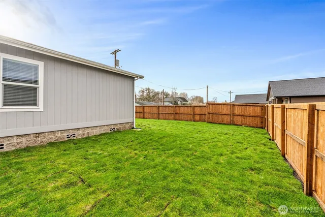 $345,000 | 1243 Southwest Elzina Street, Chehalis, WA 98532