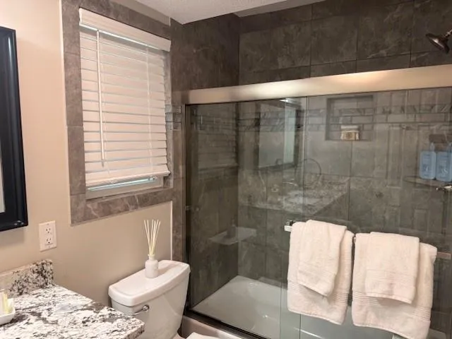 $299,900 | 709 North 74th Terrace, Kansas City, KS 66112