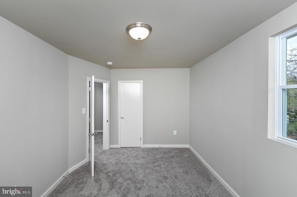 1704 Goodview Road Parkville, MD 21234 - Photo 19 of 30 Bedroom 3