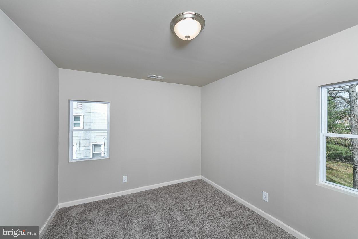 1704 Goodview Road Parkville, MD 21234 - Photo 20 of 30 Bedroom 4