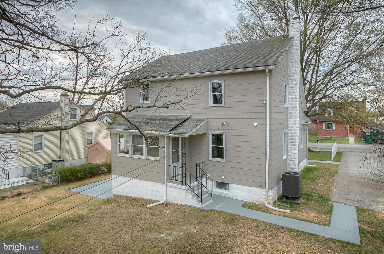 1704 Goodview Road Parkville, MD 21234 - Photo 29 of 30 Exterior (Rear)